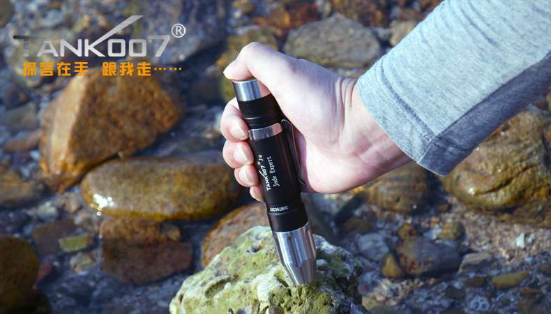 新手收藏家必用珠寶玉石鑒定工具——TANK007照玉手電筒！