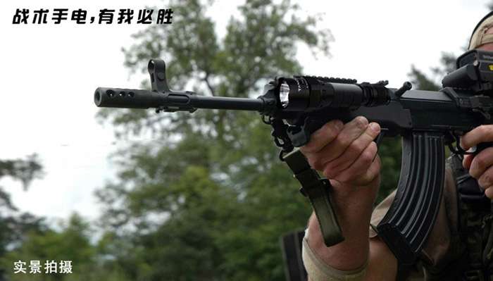 無處不在的中國制造——別懷疑，美軍戰(zhàn)術手電也是中國制造的！！